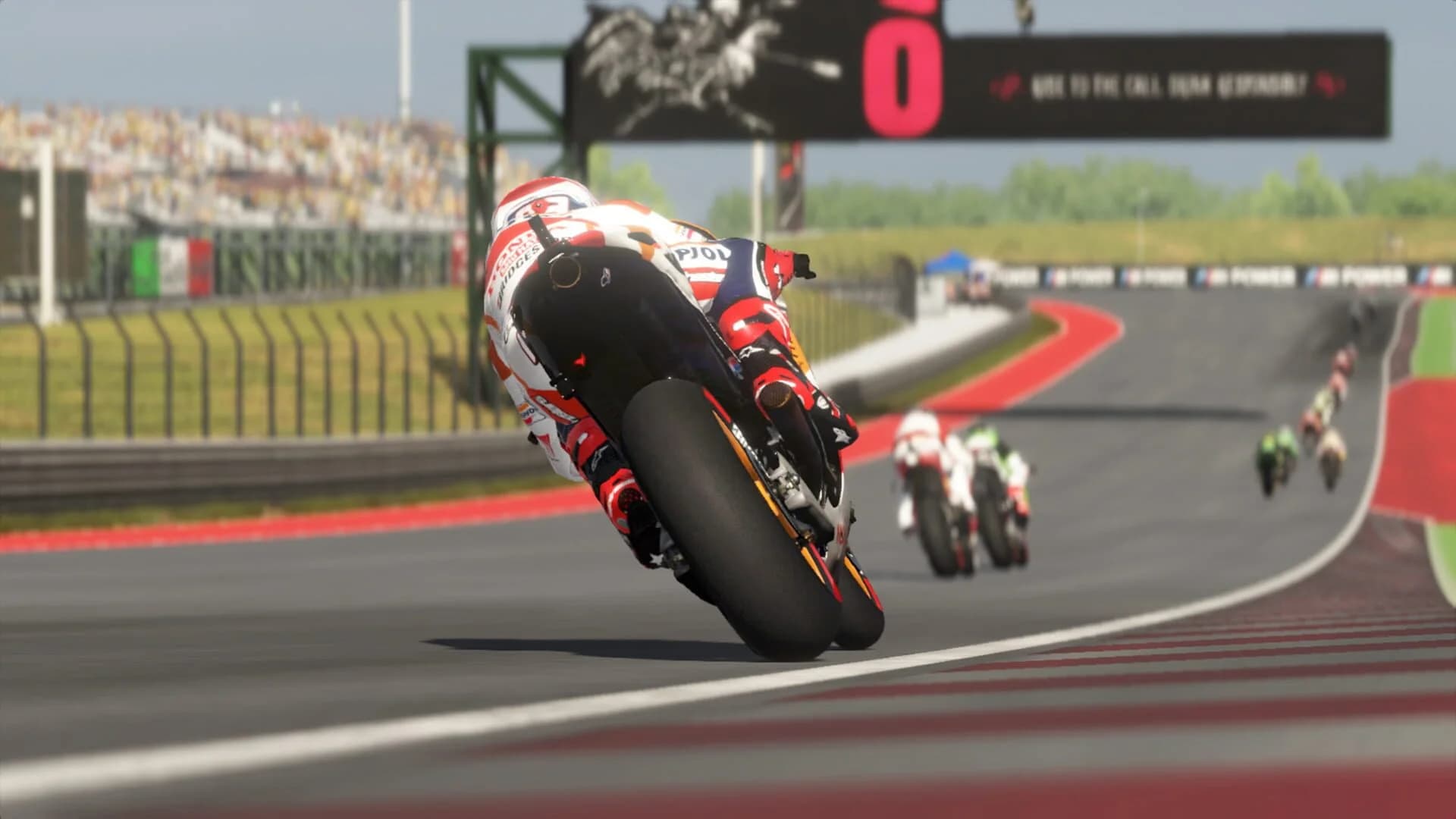 MotoGP 14 Compact screenshot 2
