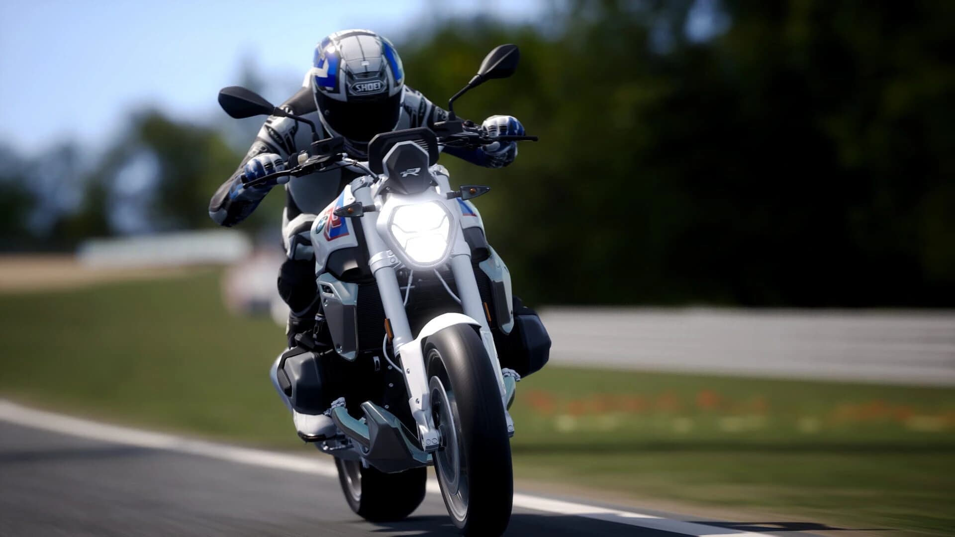 Ride 4: Street Kings screenshot 2