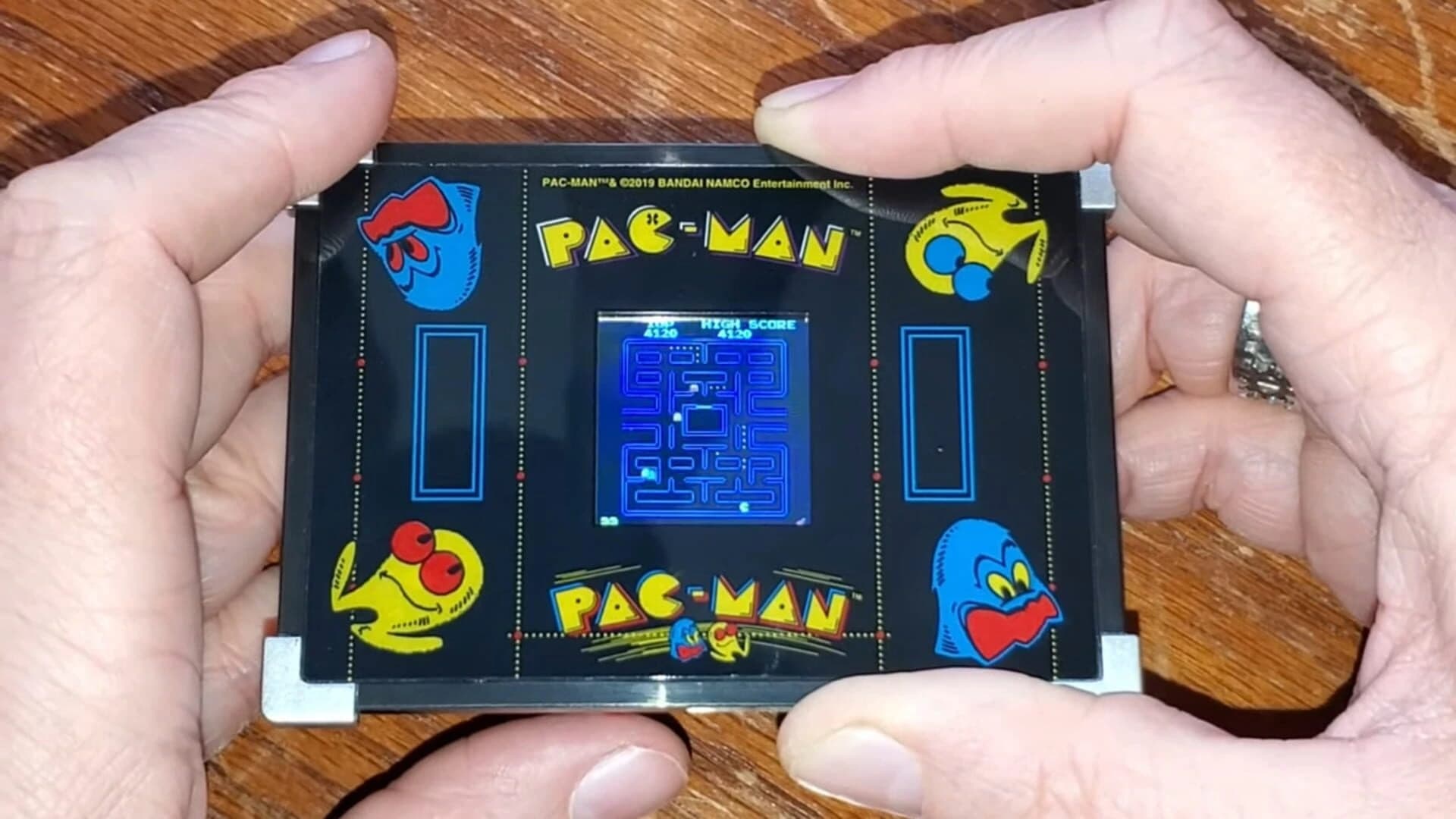 Tiny Arcade: Pac-Man - Table Top Edition screenshot 1
