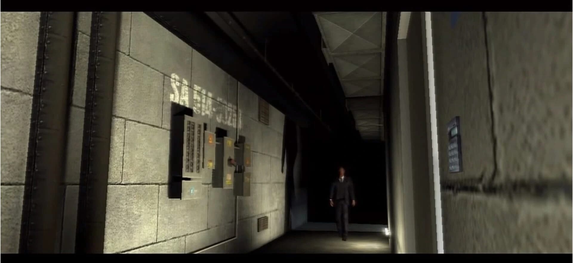 Tom Clancy's Splinter Cell HD screenshot 1